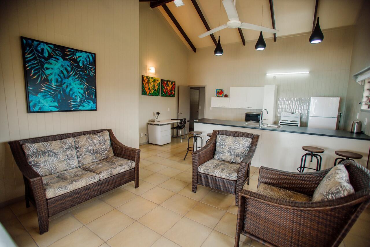 Nikao Beach Bungalows 라로통가 외부 사진