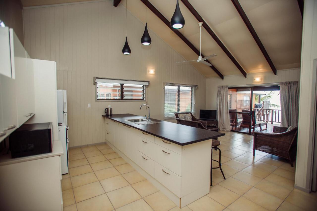 Nikao Beach Bungalows 라로통가 외부 사진